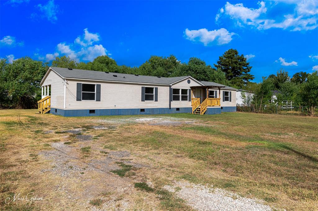 5569 Crystal Drive Property Photo 2