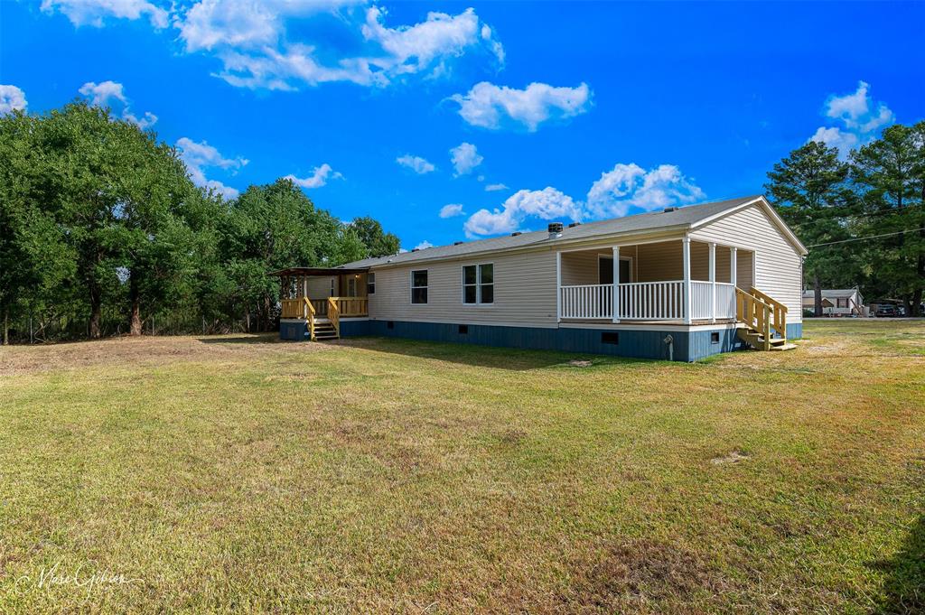 5569 Crystal Drive Property Photo 3