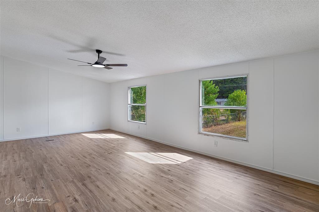 5569 Crystal Drive Property Photo 15