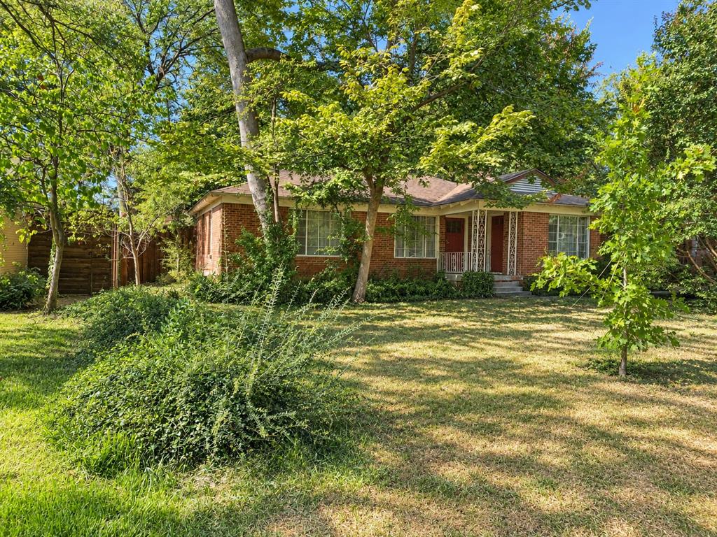 1727 Whittier Avenue Property Photo 10