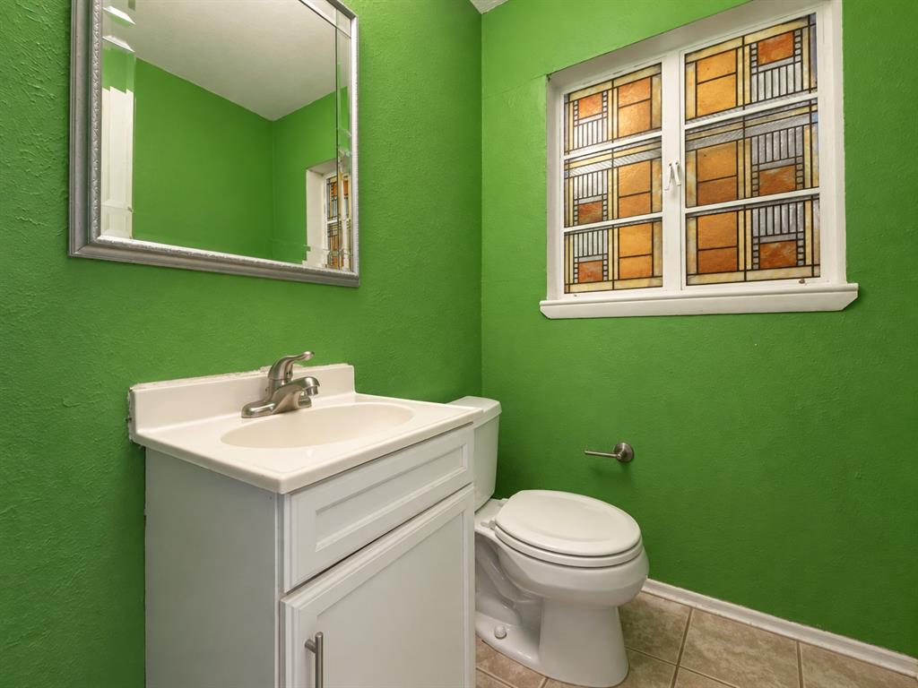 1727 Whittier Avenue Property Photo 16