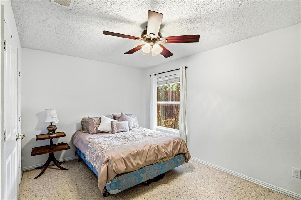 2900 Woodhaven Drive Property Photo 21