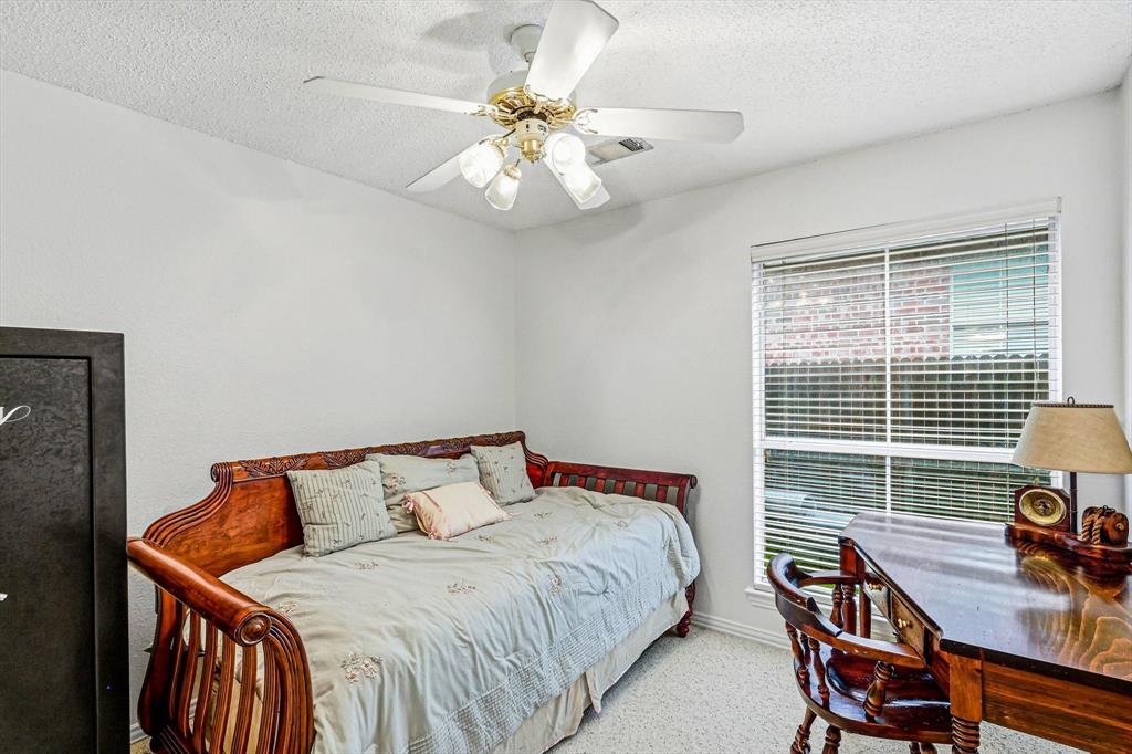 2900 Woodhaven Drive Property Photo 23