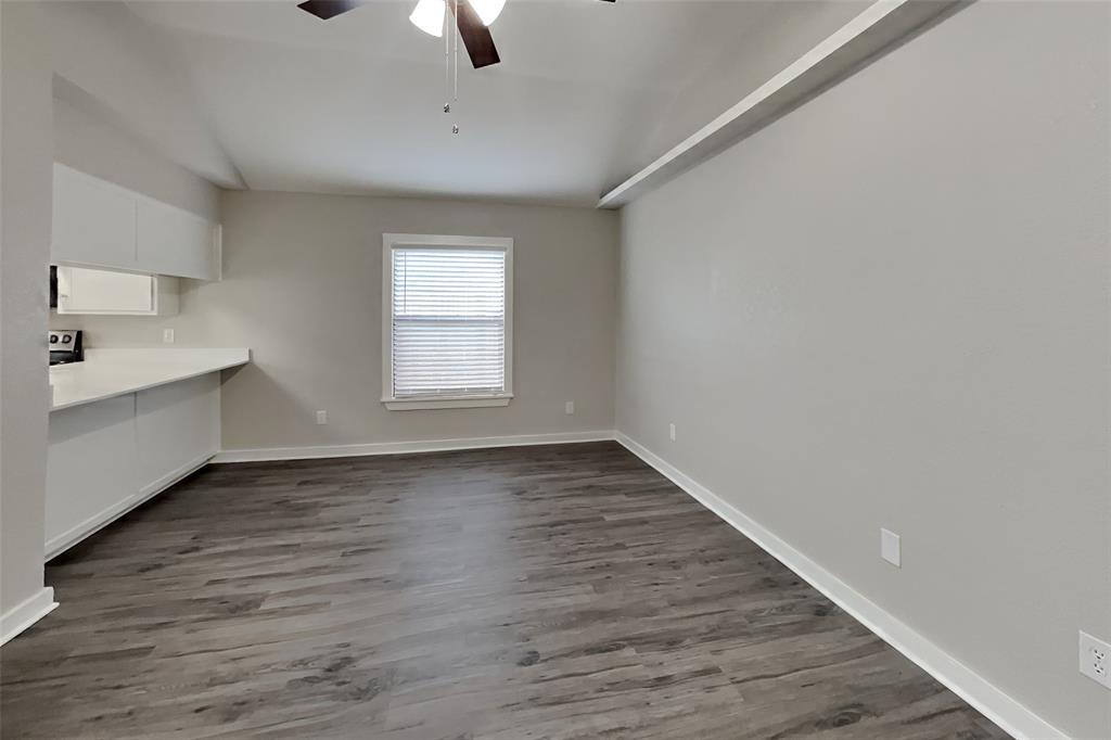 4112 Nandina Court Property Photo 3