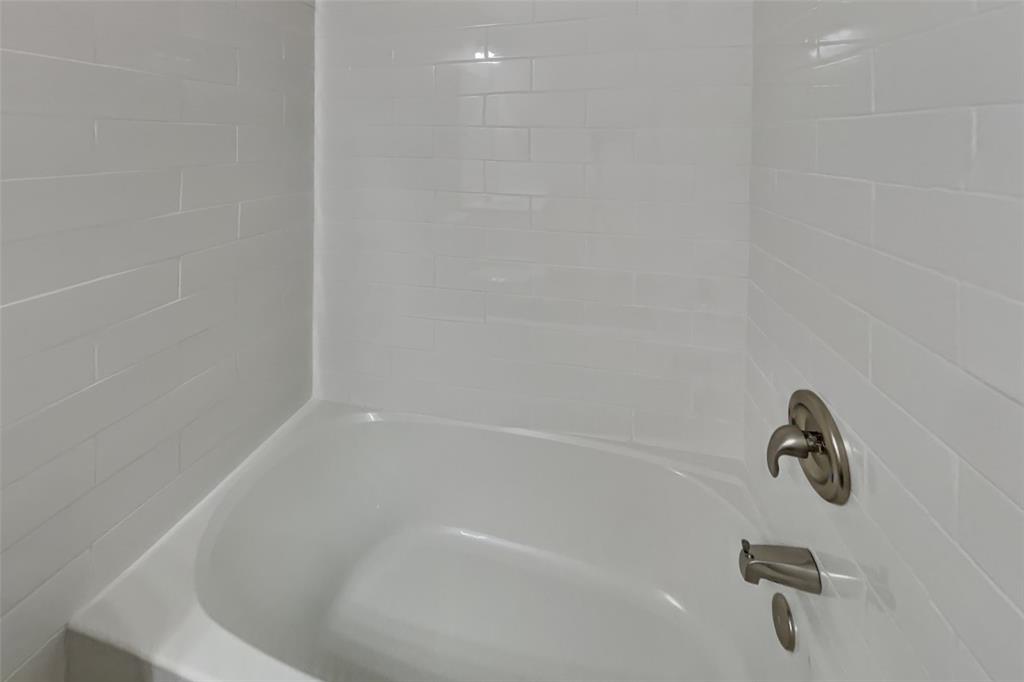 4112 Nandina Court Property Photo 9