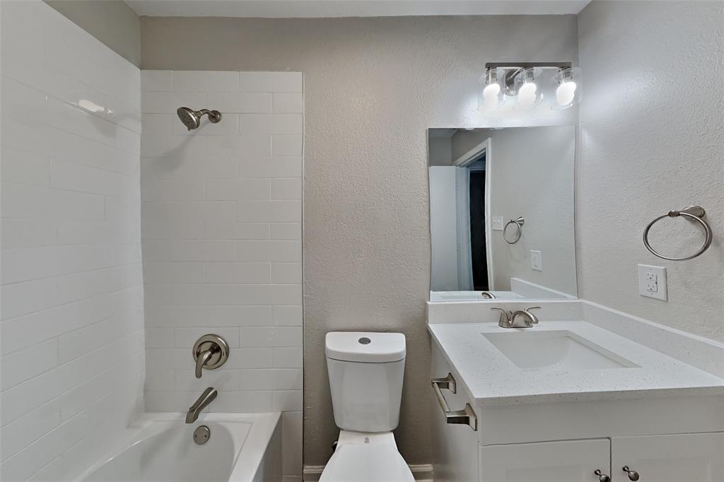 4112 Nandina Court Property Photo 16