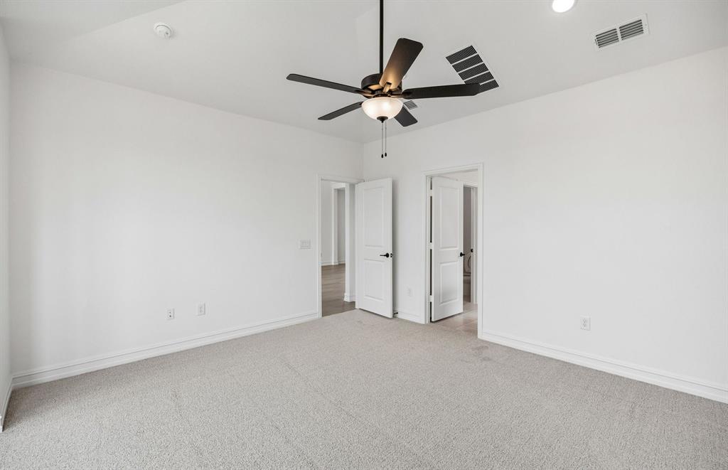 1305 Boyd Street Property Photo 10