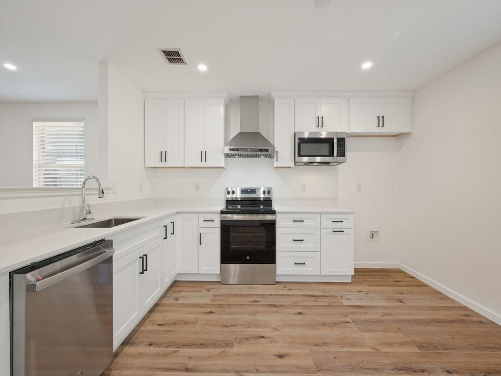 605 Rocky Springs Drive Property Photo 8