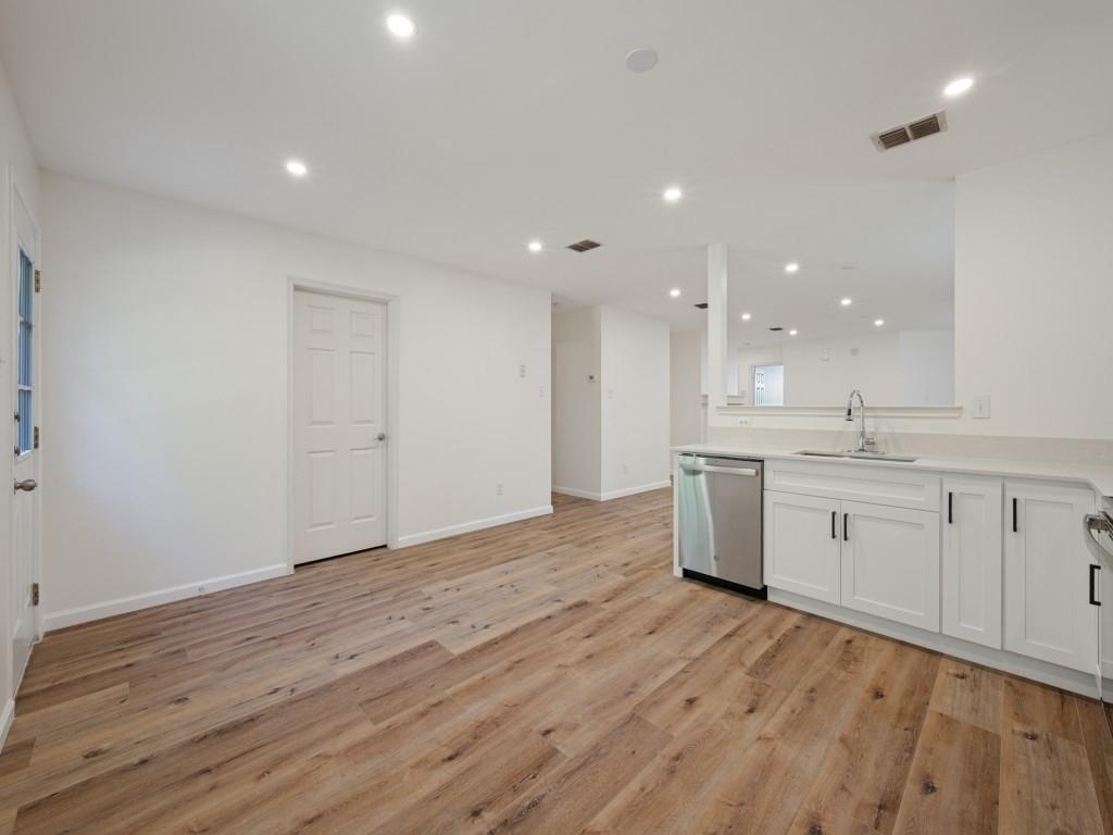 605 Rocky Springs Drive Property Photo 11