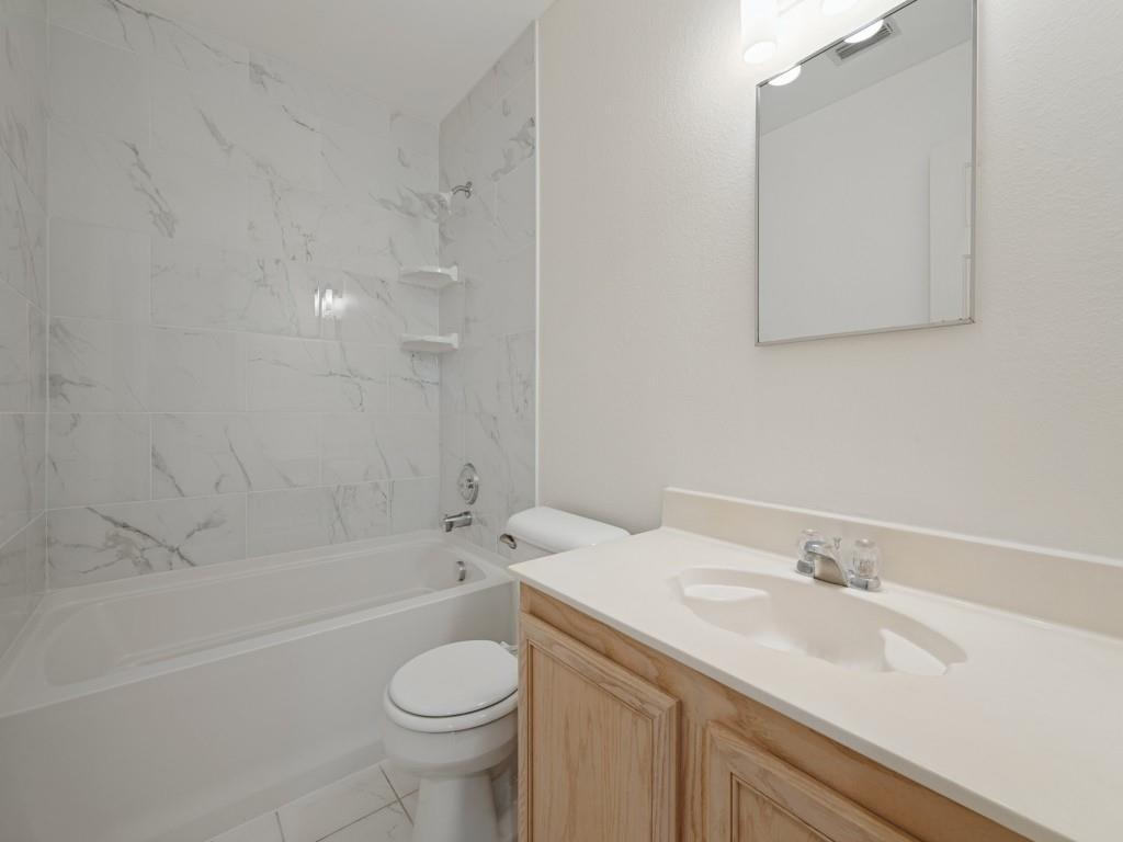 605 Rocky Springs Drive Property Photo 17
