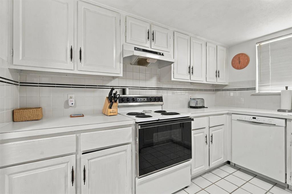 100 Harbor Drive 104 Property Photo 14