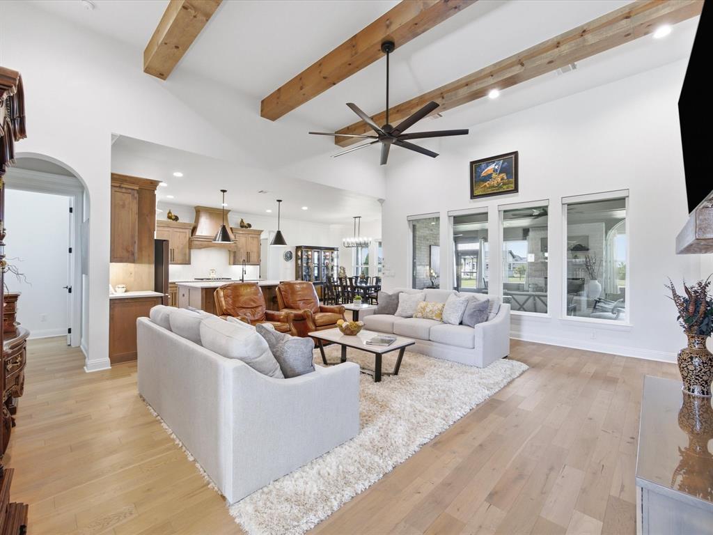 317 Kenyon Court Property Photo 9