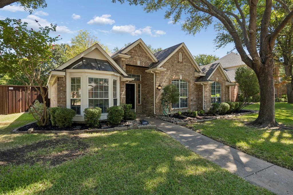 305 Fairfax Drive Property Photo 1