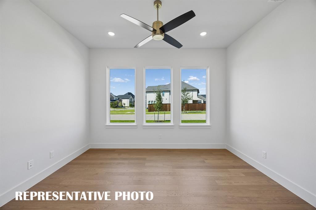 3520 Whimbrel Court Property Photo 4