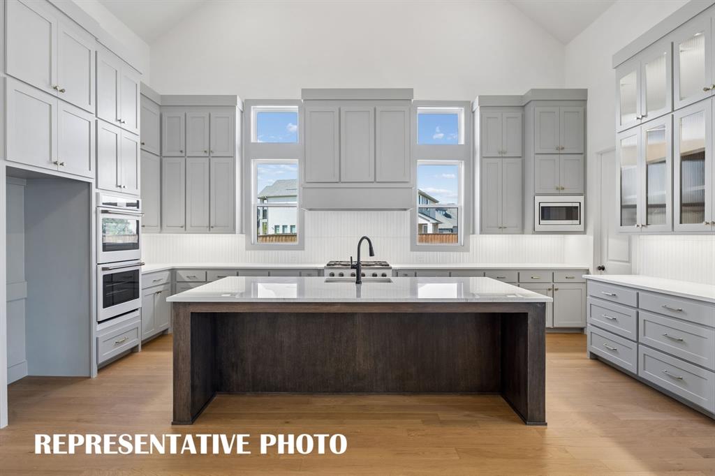 3520 Whimbrel Court Property Photo 8