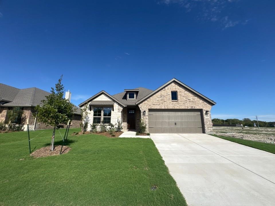 745 Stardust Drive Property Photo 1