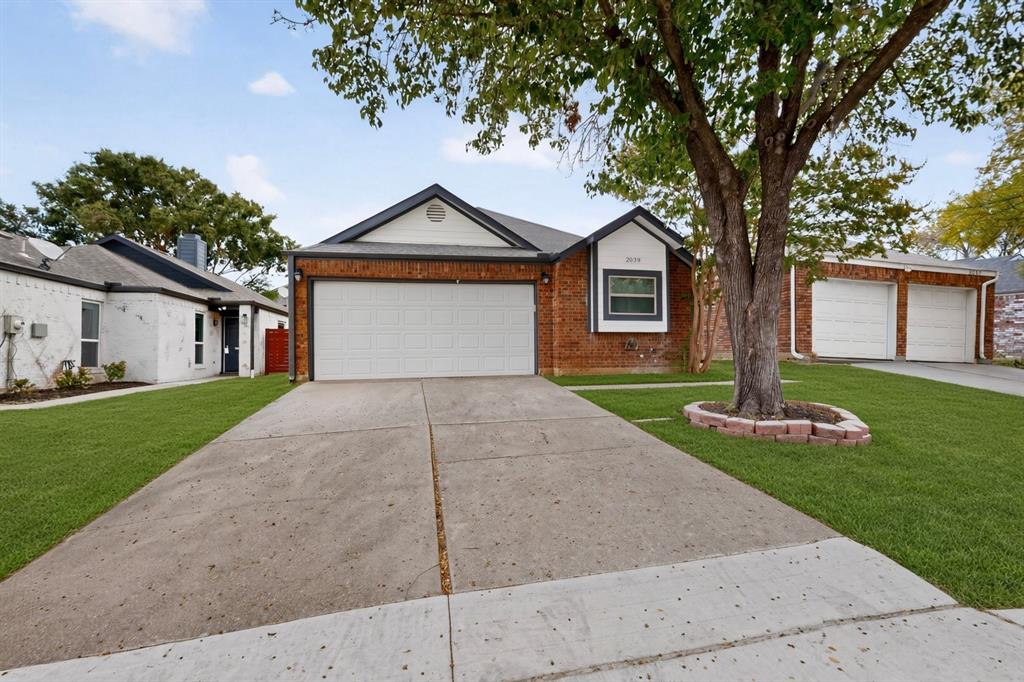 2039 Mallard Drive Property Photo 1