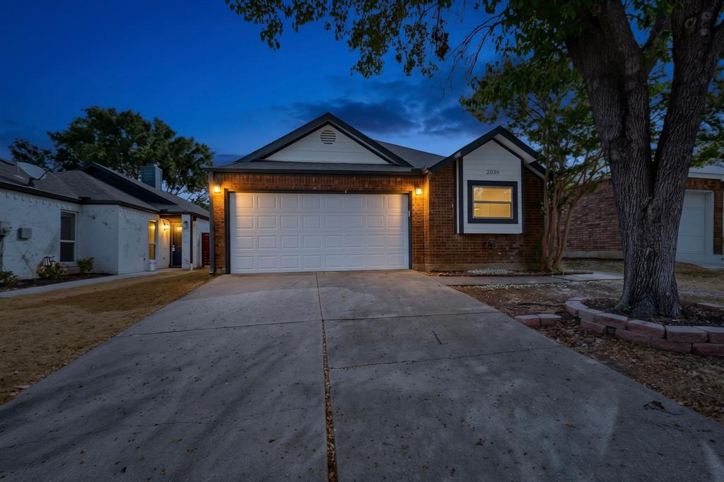 2039 Mallard Drive Property Photo 3