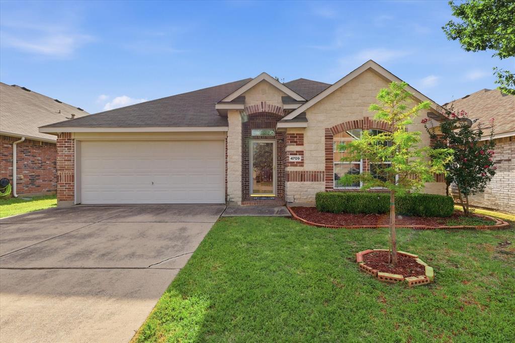 4709 Redbud Drive Property Photo 1