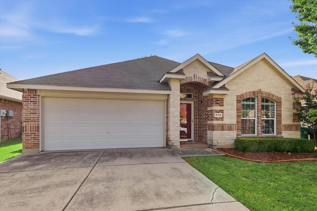 4709 Redbud Drive Property Photo 6