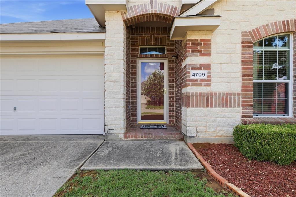 4709 Redbud Drive Property Photo 7