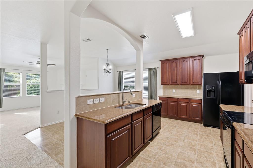 4709 Redbud Drive Property Photo 18