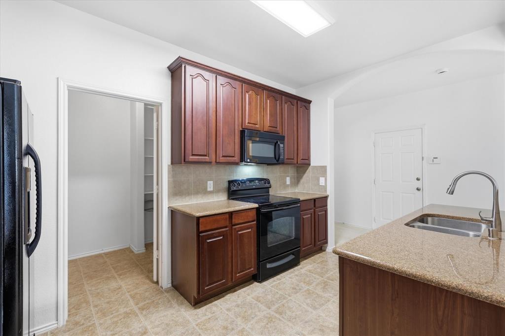 4709 Redbud Drive Property Photo 21