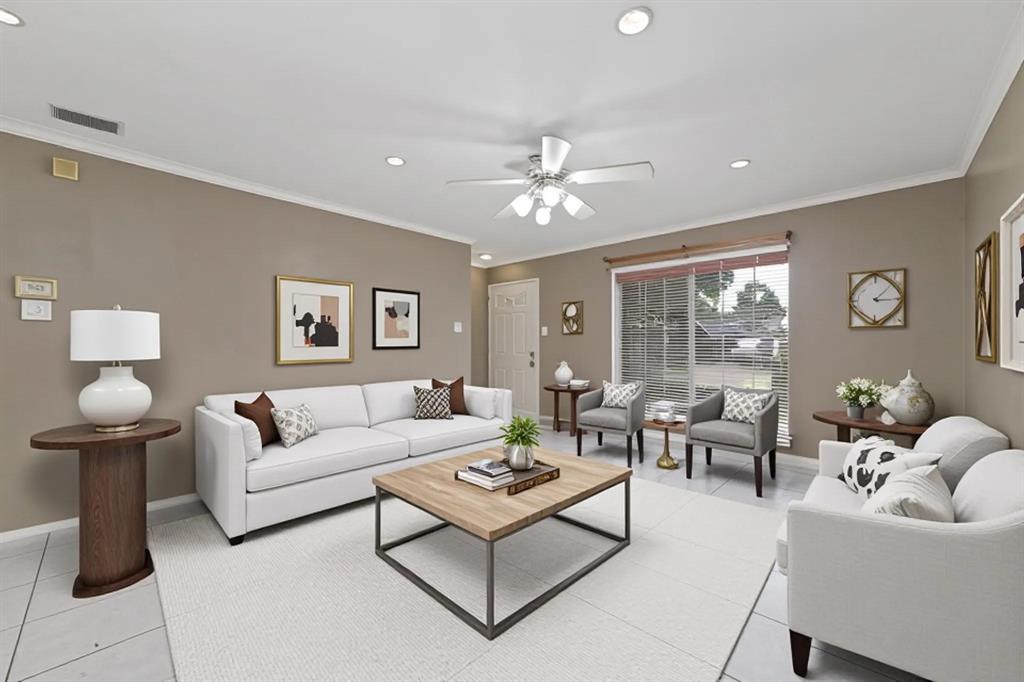3306 Garrison Court Property Photo 2