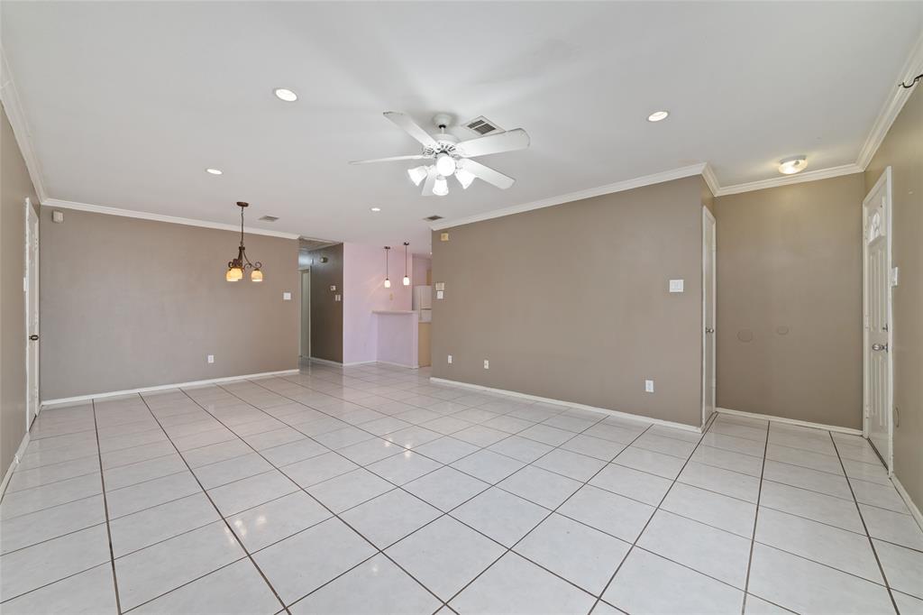 3306 Garrison Court Property Photo 7