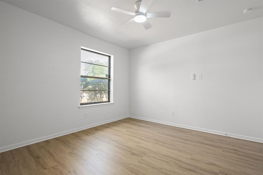 3201 Winderemere Drive Property Photo 14