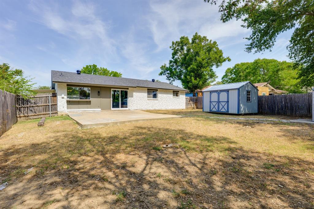 3201 Winderemere Drive Property Photo 17