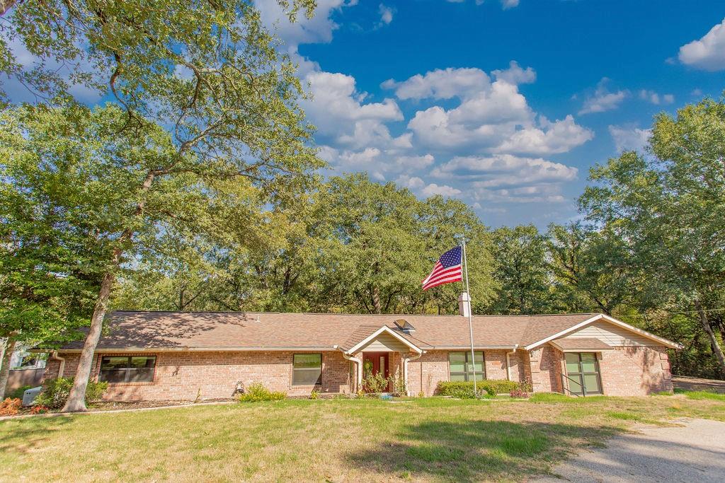 435 Lonestar Property Photo 1