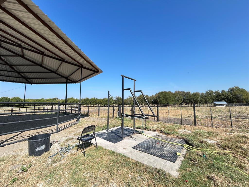 7580 County Road 4807 Property Photo 17