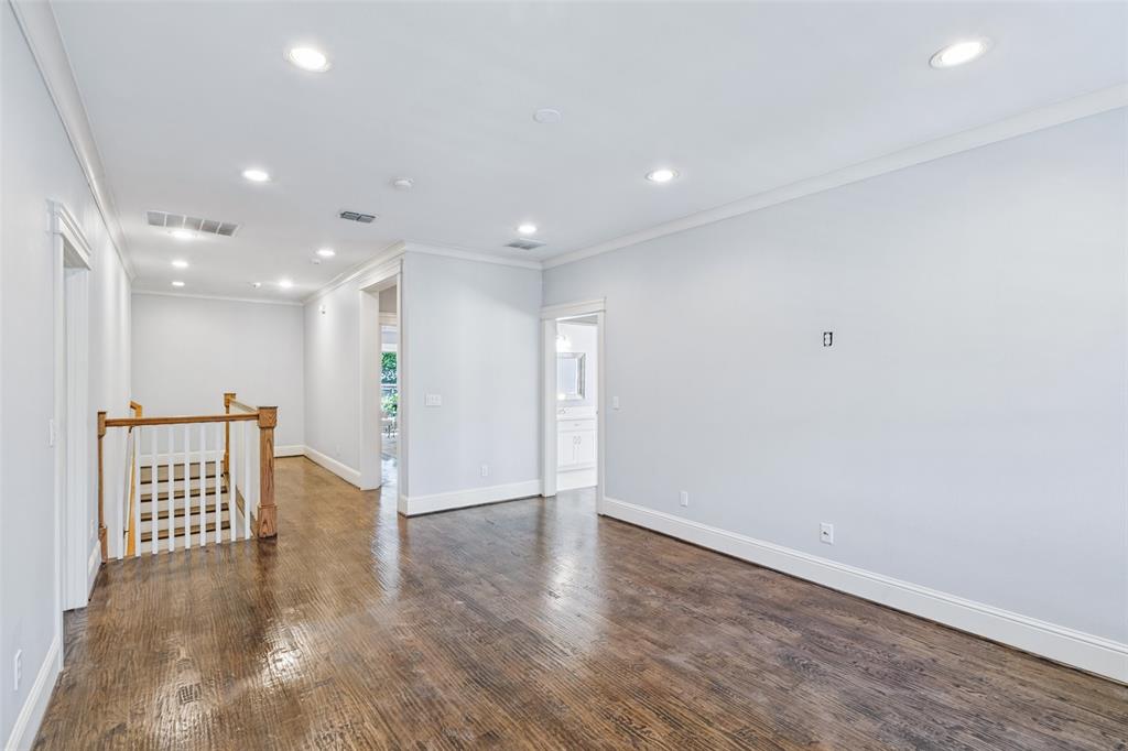 5318 Goodwin Avenue Property Photo 24