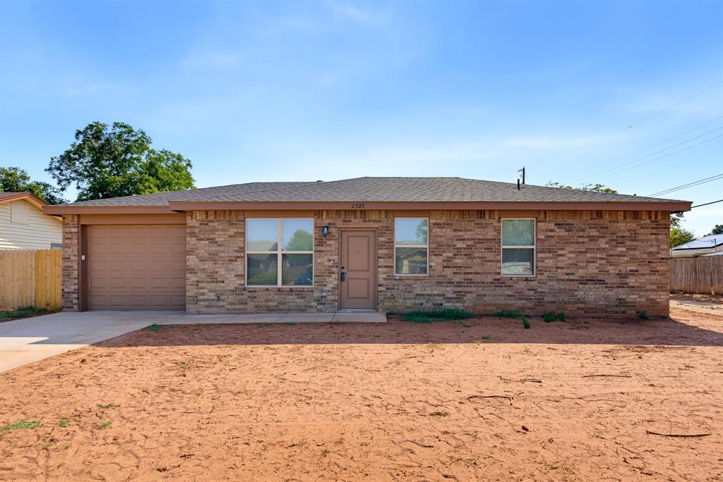 2325 Meadowbrook Drive Property Photo 1