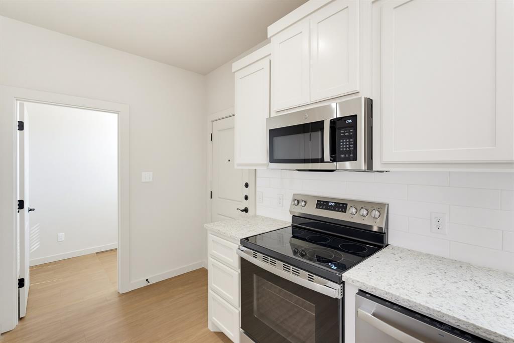 2325 Meadowbrook Drive Property Photo 15