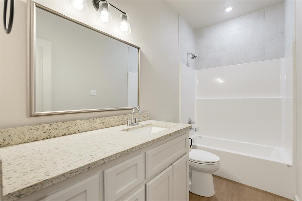 2325 Meadowbrook Drive Property Photo 20