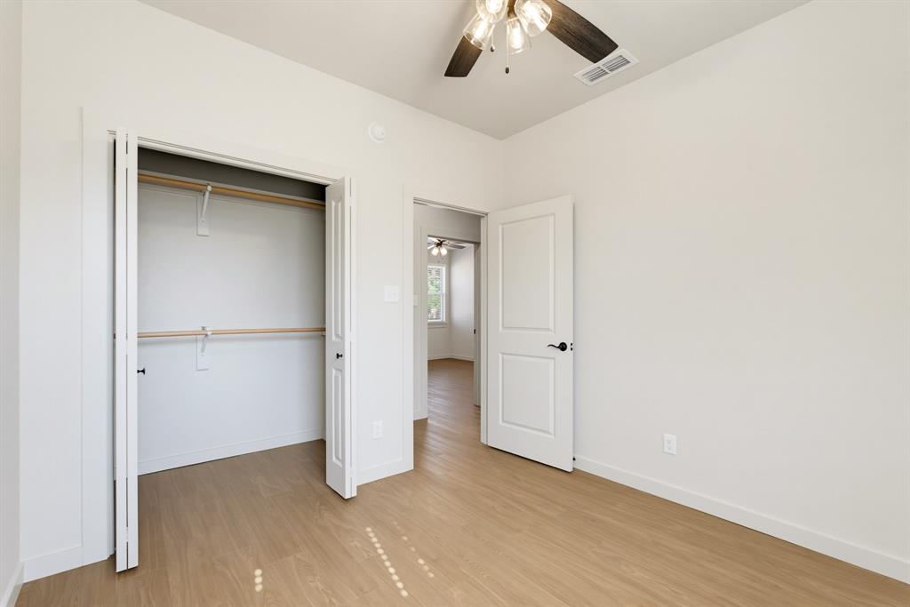 2325 Meadowbrook Drive Property Photo 25