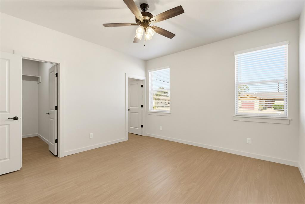 2325 Meadowbrook Drive Property Photo 27