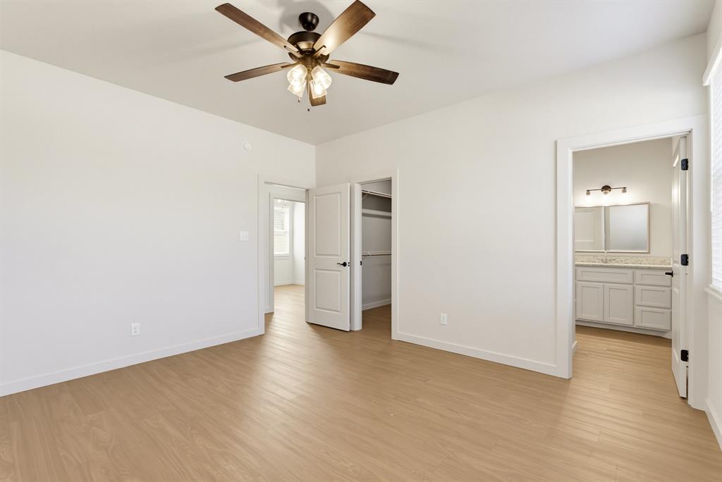 2325 Meadowbrook Drive Property Photo 28
