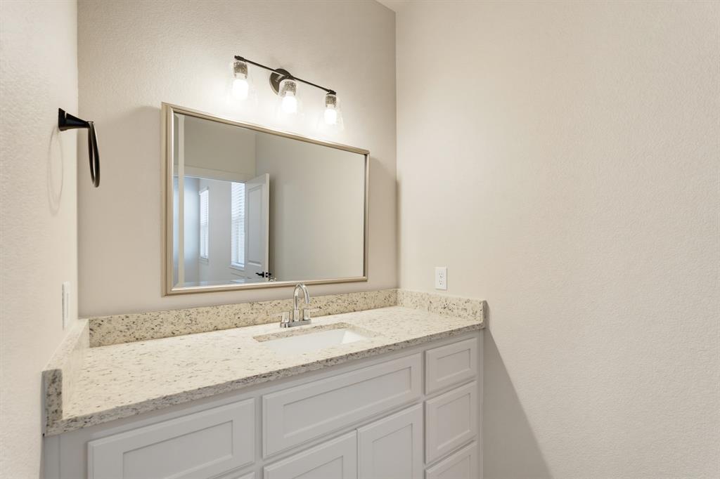2325 Meadowbrook Drive Property Photo 33