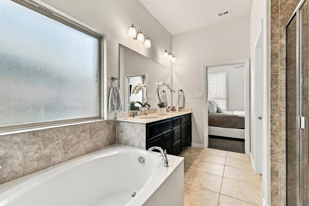 2027 San Marino Lane Property Photo 32