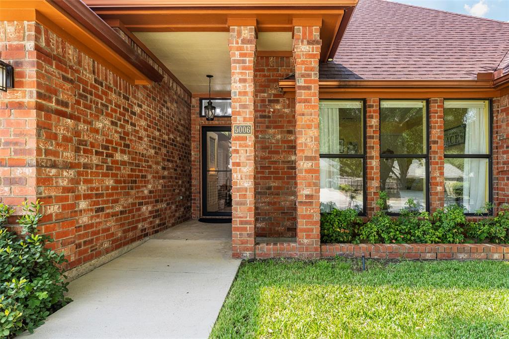 5006 Andalusia Trail Property Photo 4