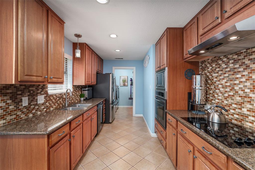 5006 Andalusia Trail Property Photo 12