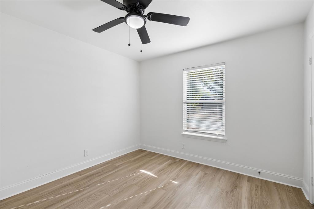 820 Grande Drive Property Photo 18