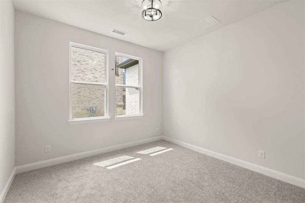 2125 Wickersham Road Property Photo 16