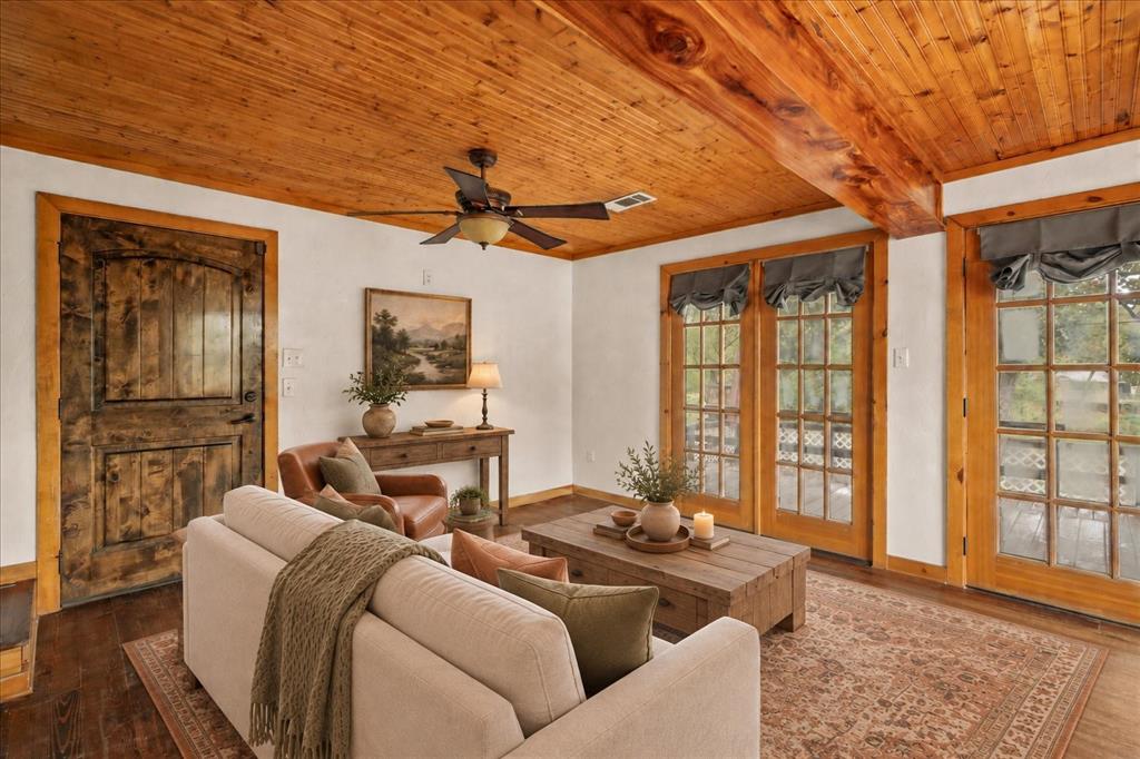 5650 Point Lavista Property Photo 8