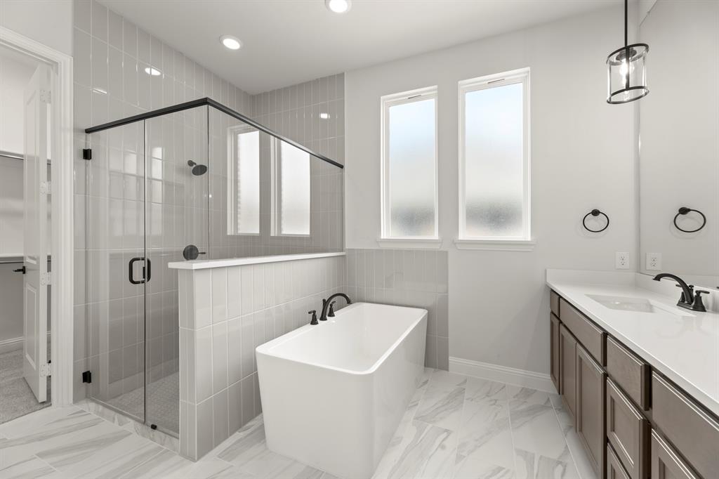 2129 Wickersham Road Property Photo 10