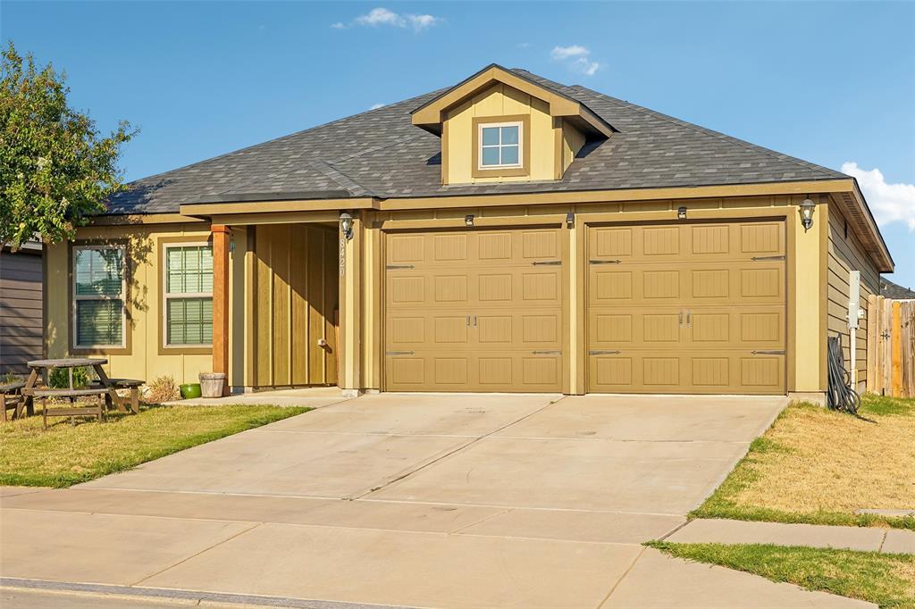 8420 Steel Dust Drive Property Photo 3