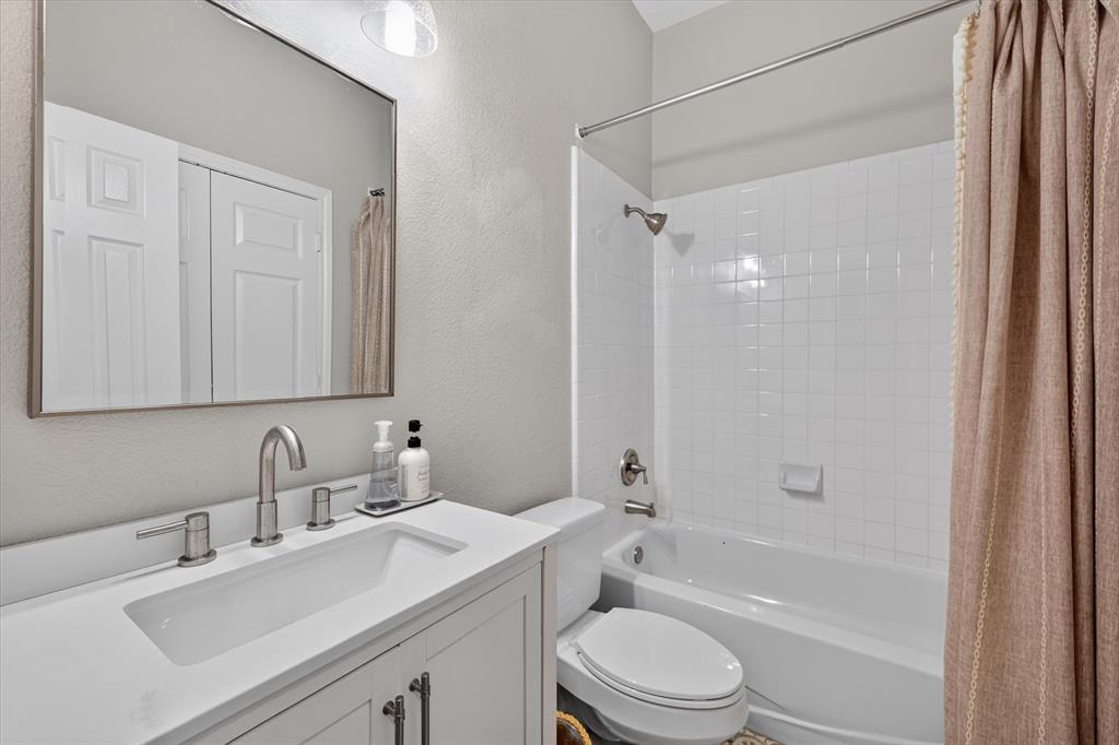 2503 Windgate Lane Property Photo 10